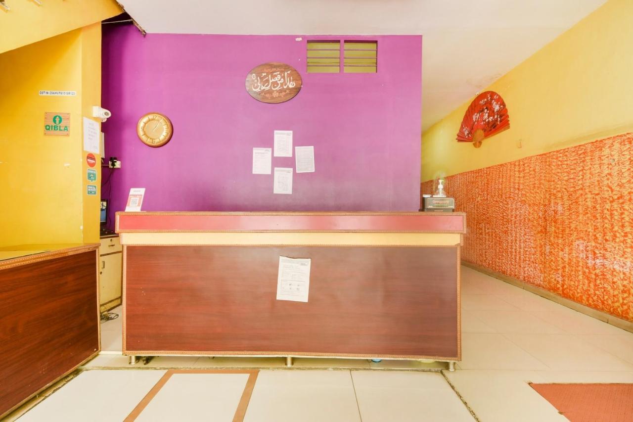 Spot On 74228 Galaxy Comforts Narasimharaja Puram Exterior photo